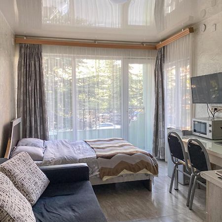 Apartment Studio Maksim Batumi Exterior photo